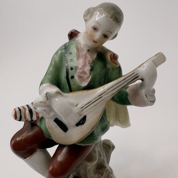 Occupied Japan Figurine 18th Century Man w/Mandolin Hand Painted 1945-1952 VTG - Picture 2 of 11